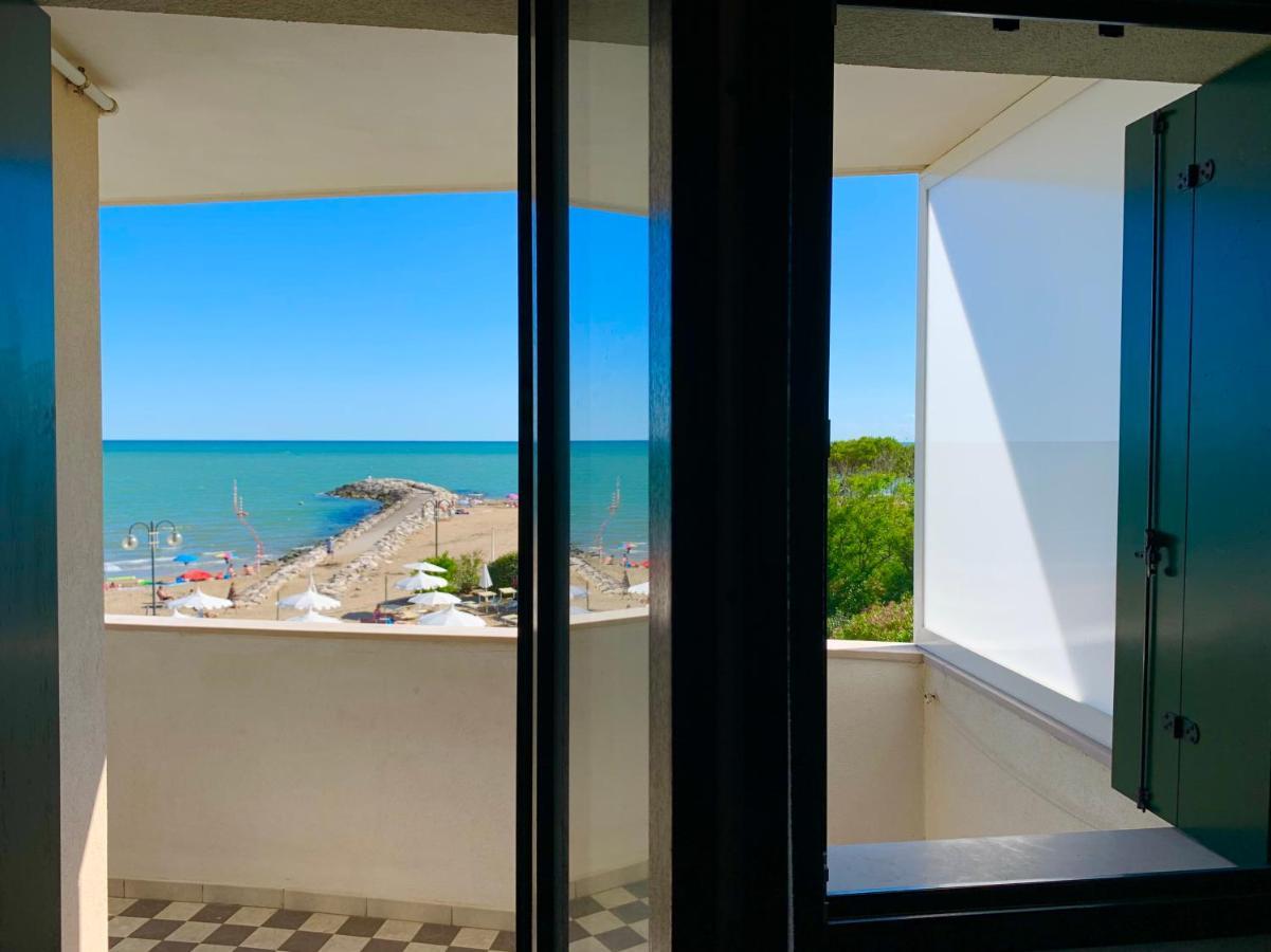 Eurobeach Residence Кавалліно-Трепорті Екстер'єр фото